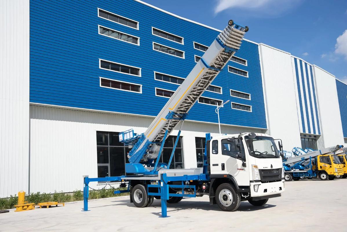 南充小型云梯车上料车租赁多少钱