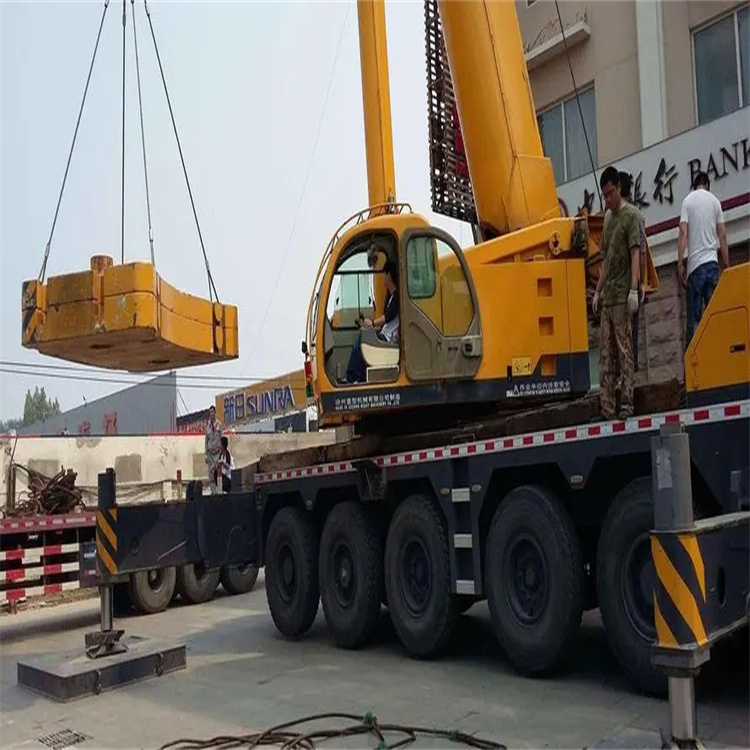 南充当地吊车出租|机器吊装|75吨|工厂搬迁服务